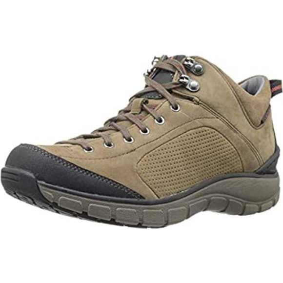 Clarks Women's Wave Hiker Ankle Boot - Picture 1 of 7